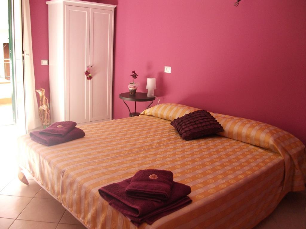 B&B Miroca SantʼAlessio Siculo Pokoj fotografie